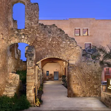 Madonna Del Mare 4*
