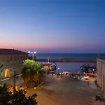 Madonna Del Mare بيت ضيافة 4*