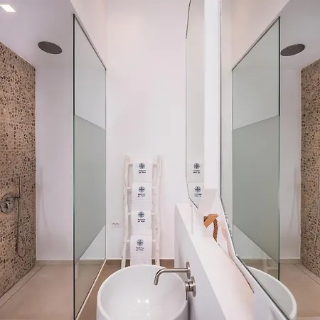 Madonna Del Mare 4*